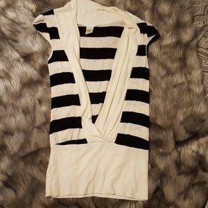 Sleeveless sweater